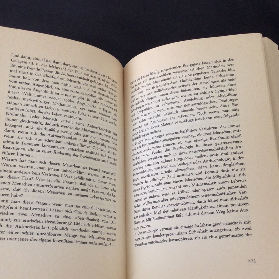 'Astrologie heute' by Heinz Fidelsberger